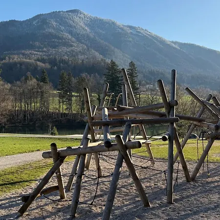 Slosarjeva House - Alpine View & Modern Comfort Lejlighed *