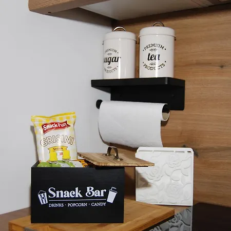 Slosarjeva House - Alpine View & Modern Comfort