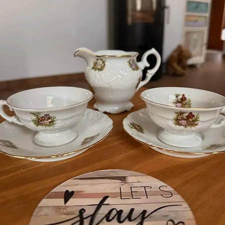 Slosarjeva House - Alpine View & Modern Comfort