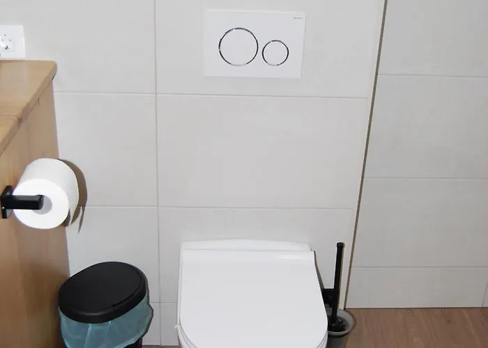 Slosarjeva House - Alpine View & Modern Comfort Appartamento