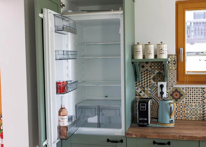 Slosarjeva House - Alpine View & Modern Comfort